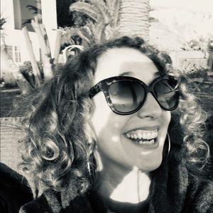 Meet your Posher, Leah